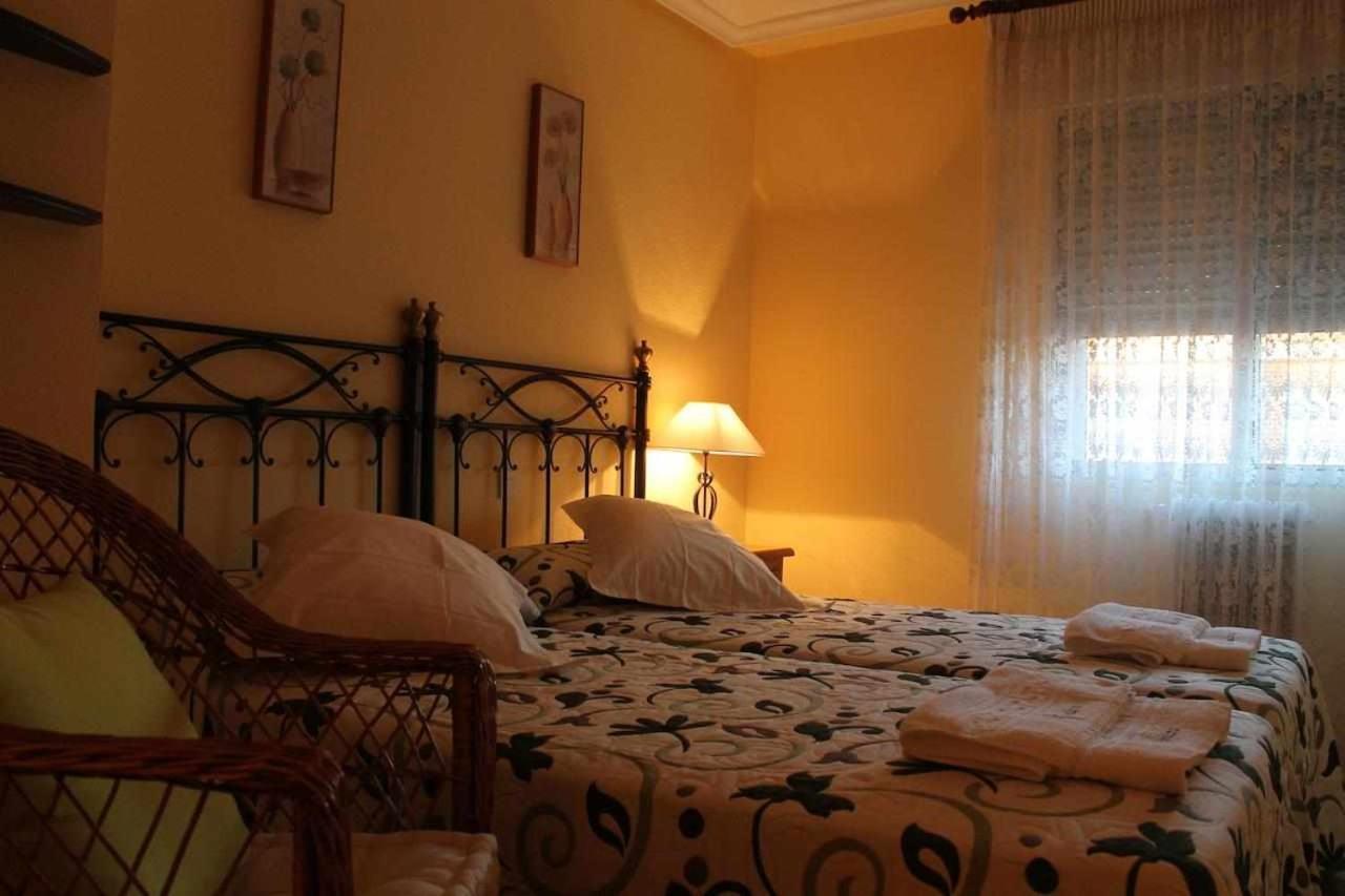 Alojamiento La Olmedana Olmedo Extérieur photo