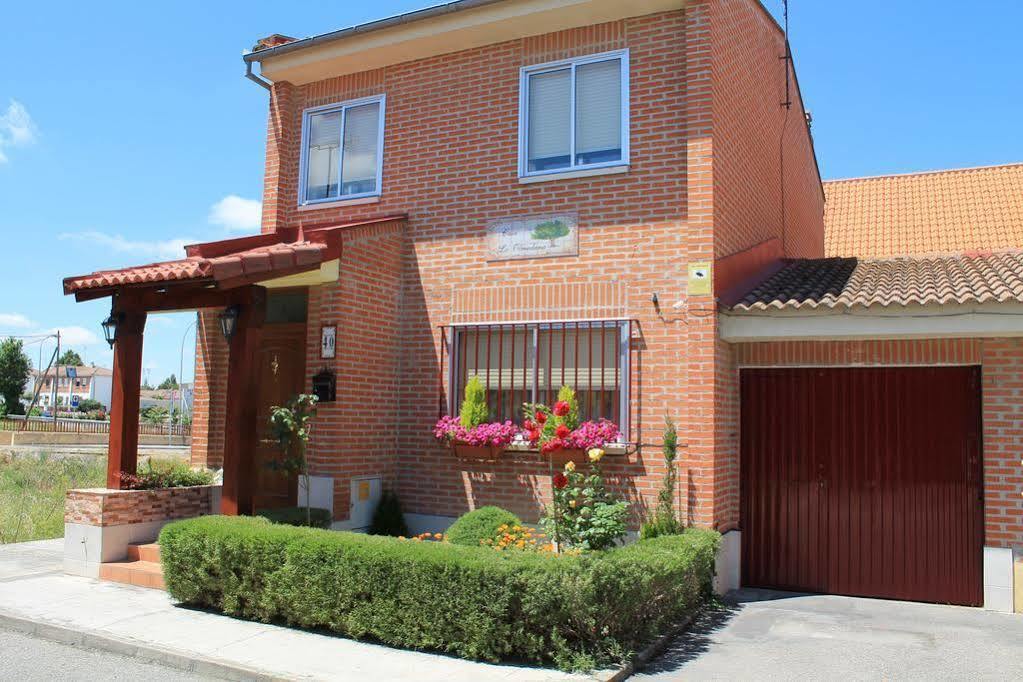 Alojamiento La Olmedana Olmedo Extérieur photo